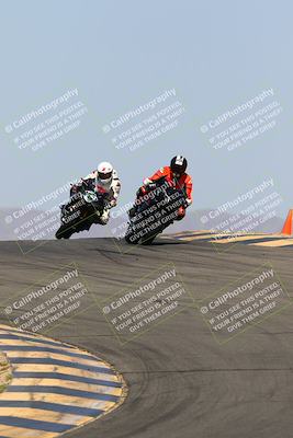 media/Mar-28-2022-Superbike Trackdays (Mon) [[b8603d0f67]]/Open Track Time/Turns 9 and 10/